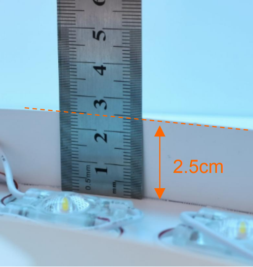 MÓDULO LED FONDO DE CAJA 1,08W DC12V 170LM/W IP66 165º 6500K (ESPECIAL PARA CAJAS ESTRECHAS DE 2,5CM ALTO)